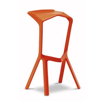 Barska stolica "MIURA" designed by Konstantin Grcic
